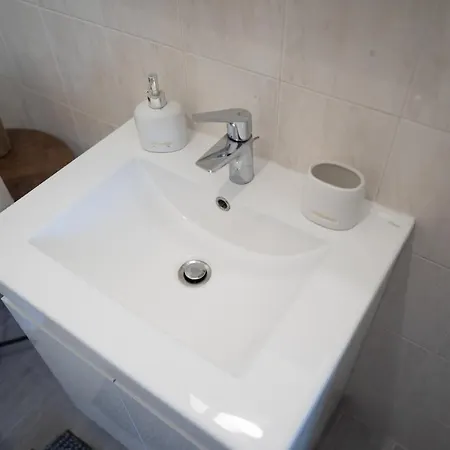 Apartamento Paradise Gardens2 With Waking Distance To The Sea Paphos