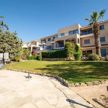 Apartamento Paradise Gardens2 With Waking Distance To The Sea Paphos