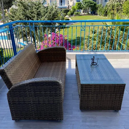 Paradise Gardens2 With Waking Distance To The Sea Apartamento *